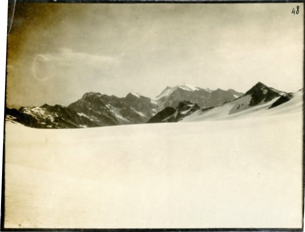 Gruppo Presanella da ghiacciaio del Mandrone