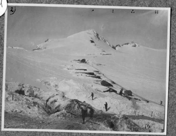 Baracche sulla Vedretta del Mandrone