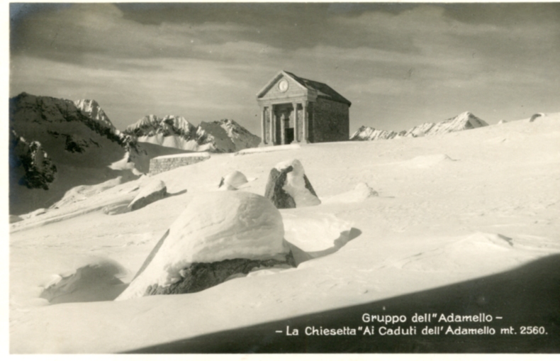 Chiesetta ai caduti dell'Adamello